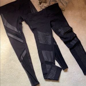 Alo Yoga leggings moto and epic leggings. Medium